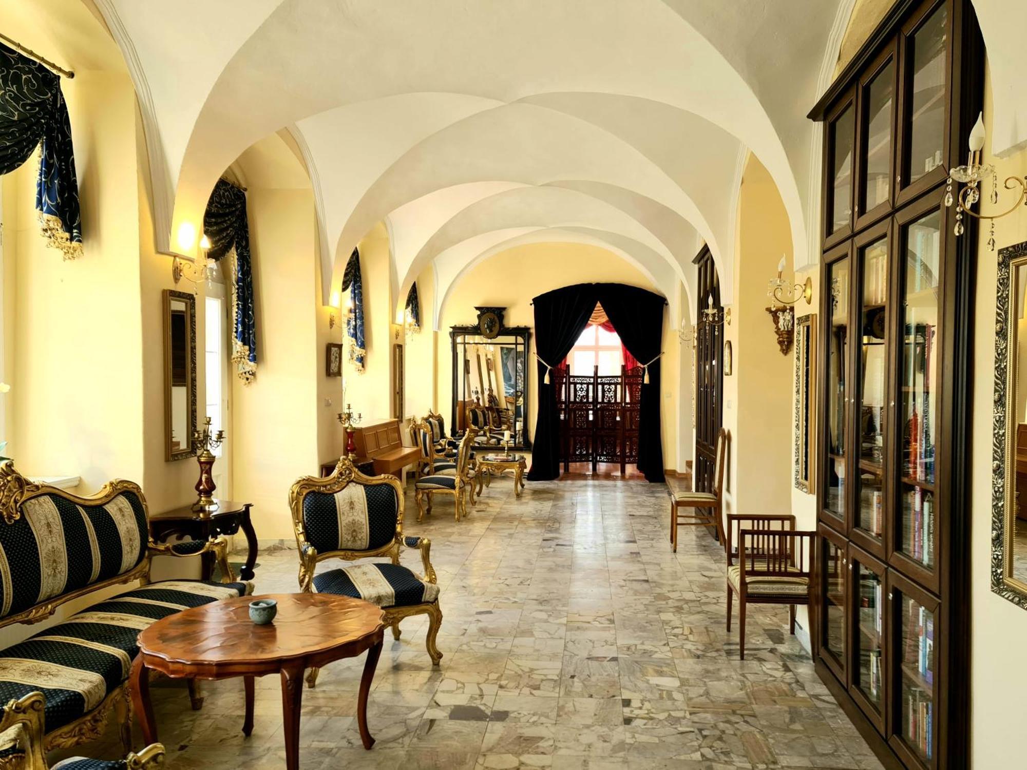 Pałac Henryków Szprotawa Exterior foto